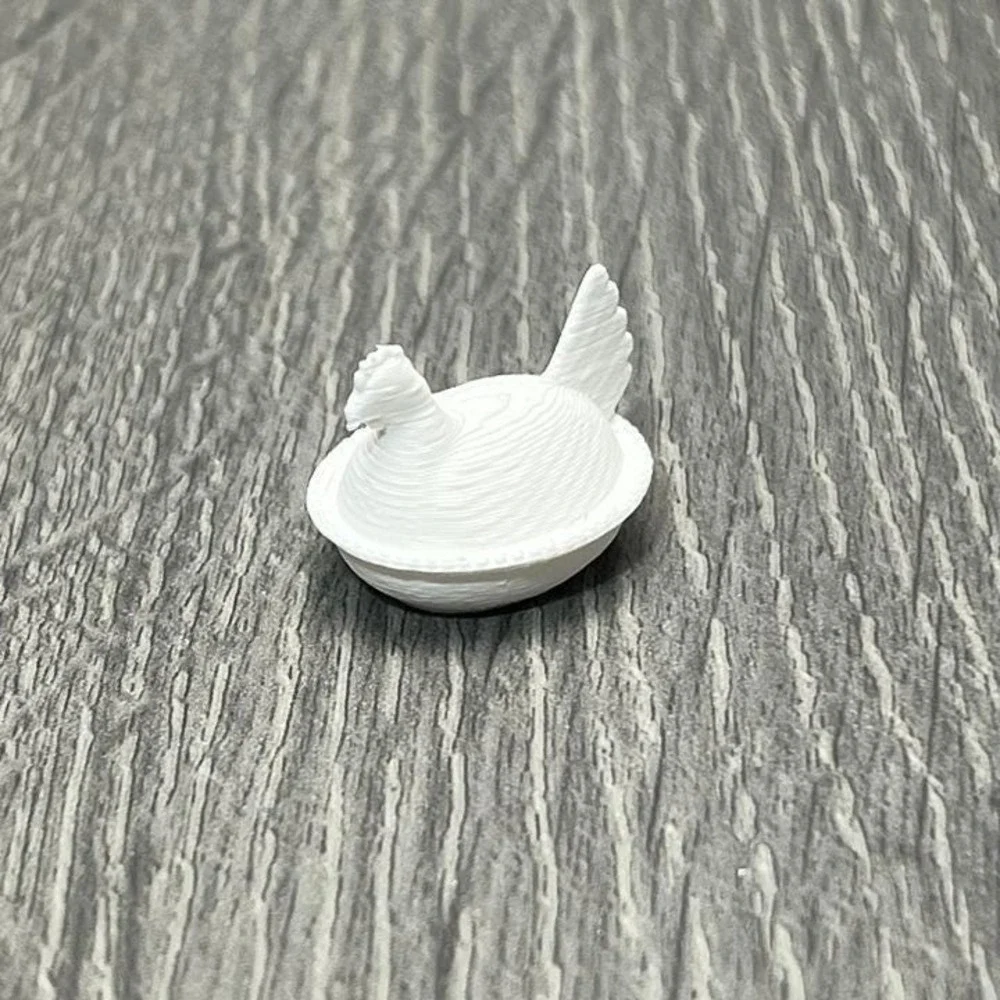 Set of 5 Vintage Style Hen on Nest – 1:12 Scale Dollhouse Miniature White